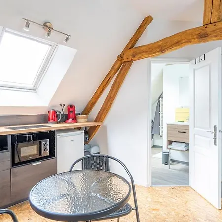 Belle Perche Dans La Nature Landouzy-la-Cour